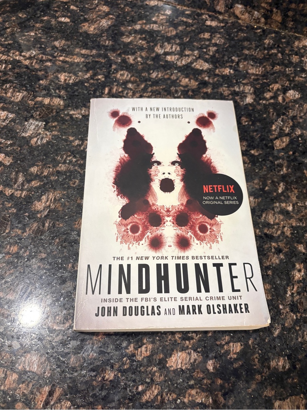 Mindhunter by John Douglas & Mark Olshaker